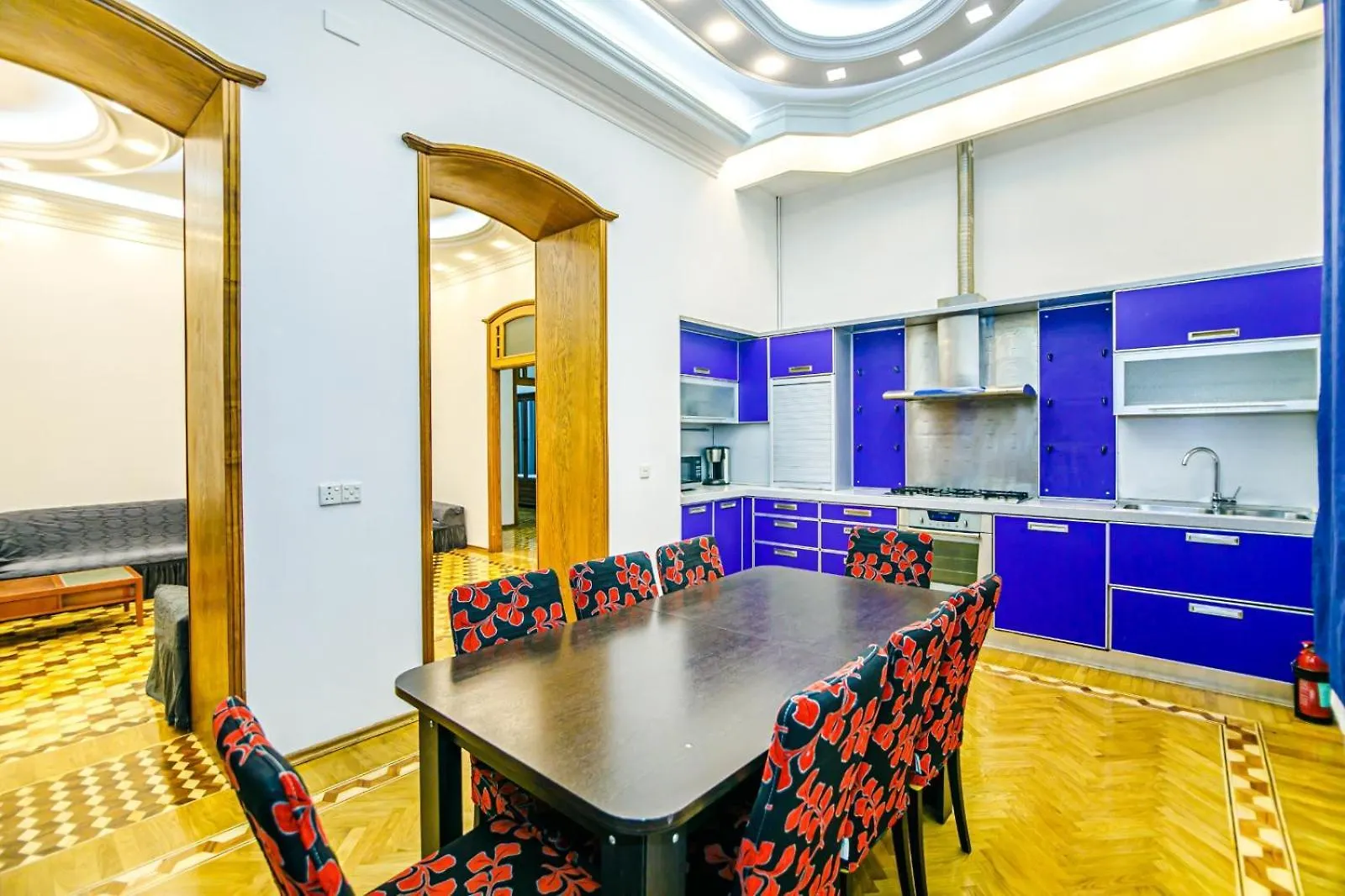 Apartment Big Palace Baku 0*,