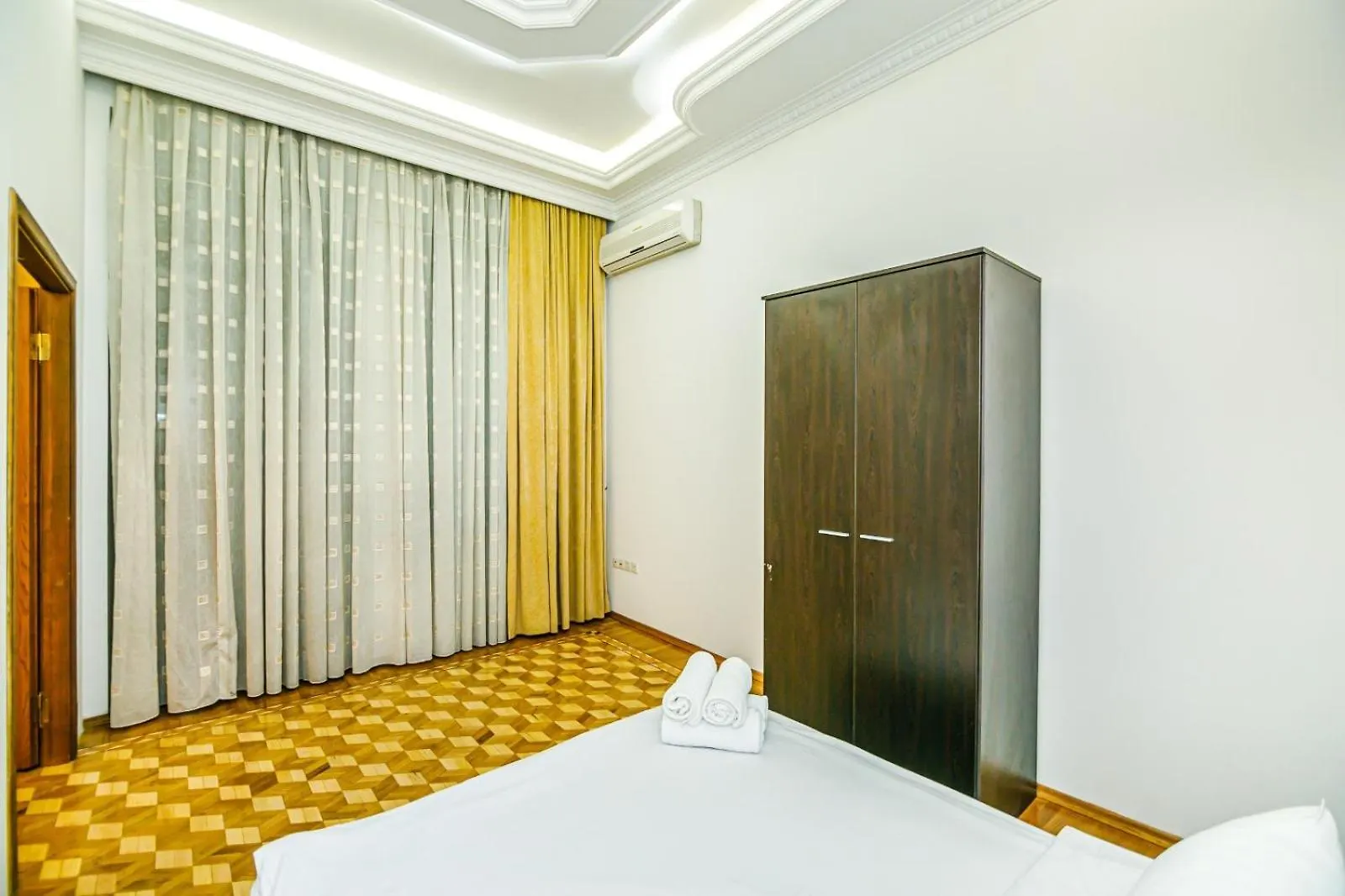 Apartment Big Palace Baku 0*,